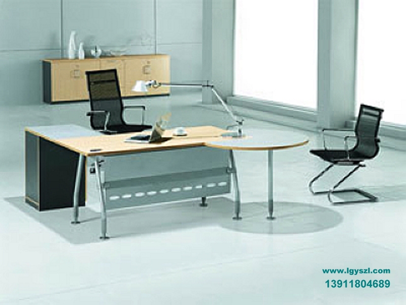 办公桌