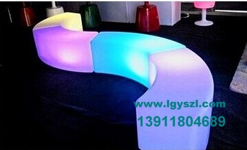 发光家具